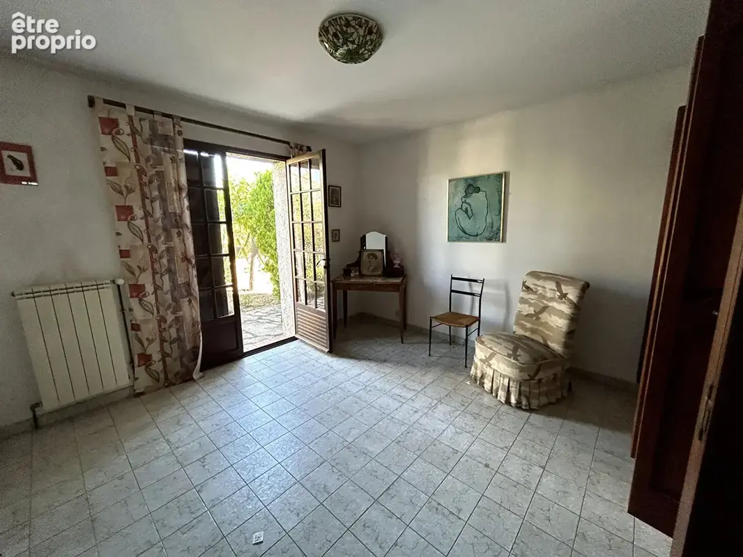 Maison Roquebrune Sur Argens 5 pièces 92.26 m2 sur 567 m2 de terrain avec terrasse, garage et sous-sol - photo 5
