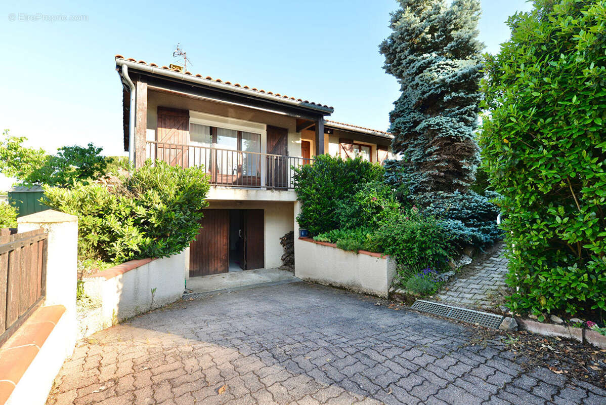 Maison individuelle 6 pièces de 156,05 m²  Castelmaurou - photo 2