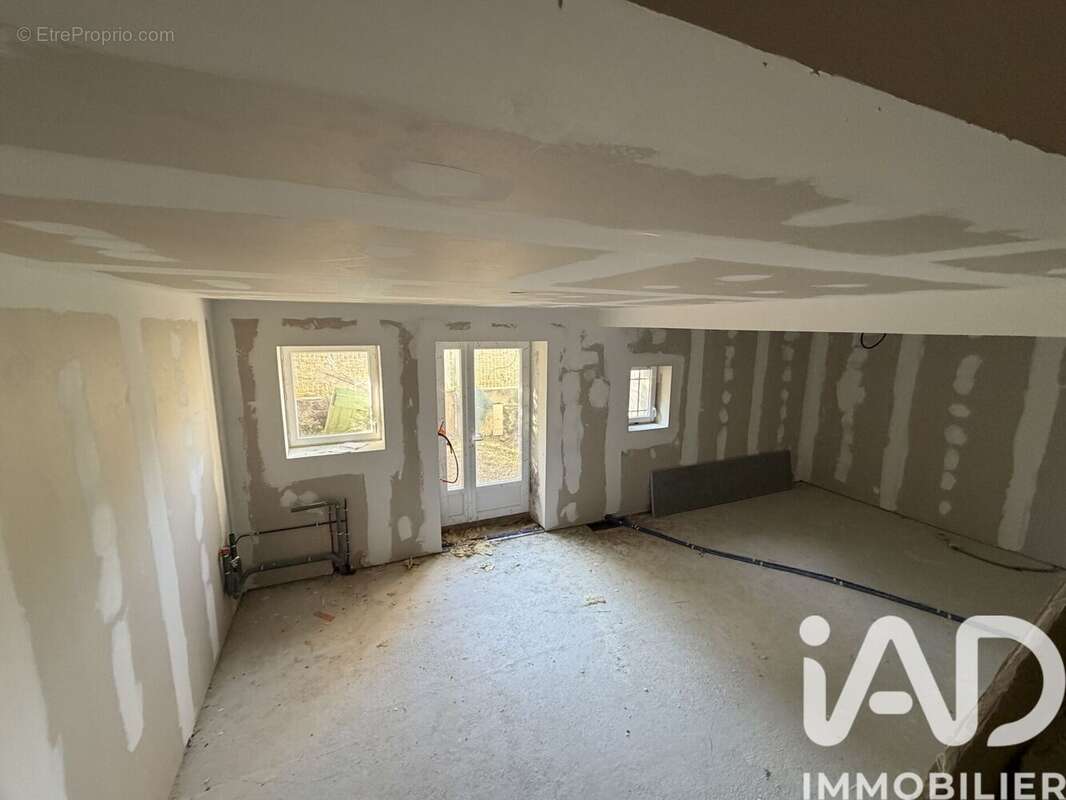 Maison 82 m² à Bouchet  - photo 3