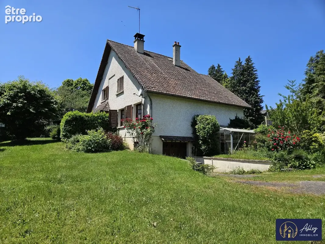 Maison à NEUVIC