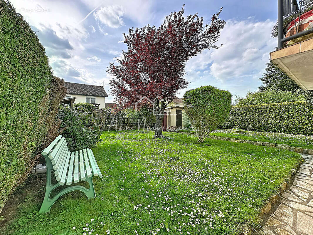 Maison à ROISSY-EN-BRIE
