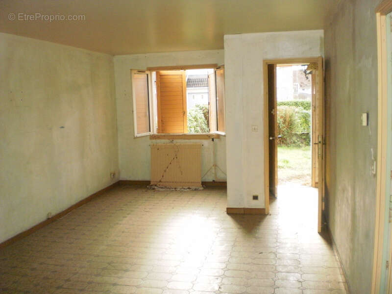 Maison à AVERMES