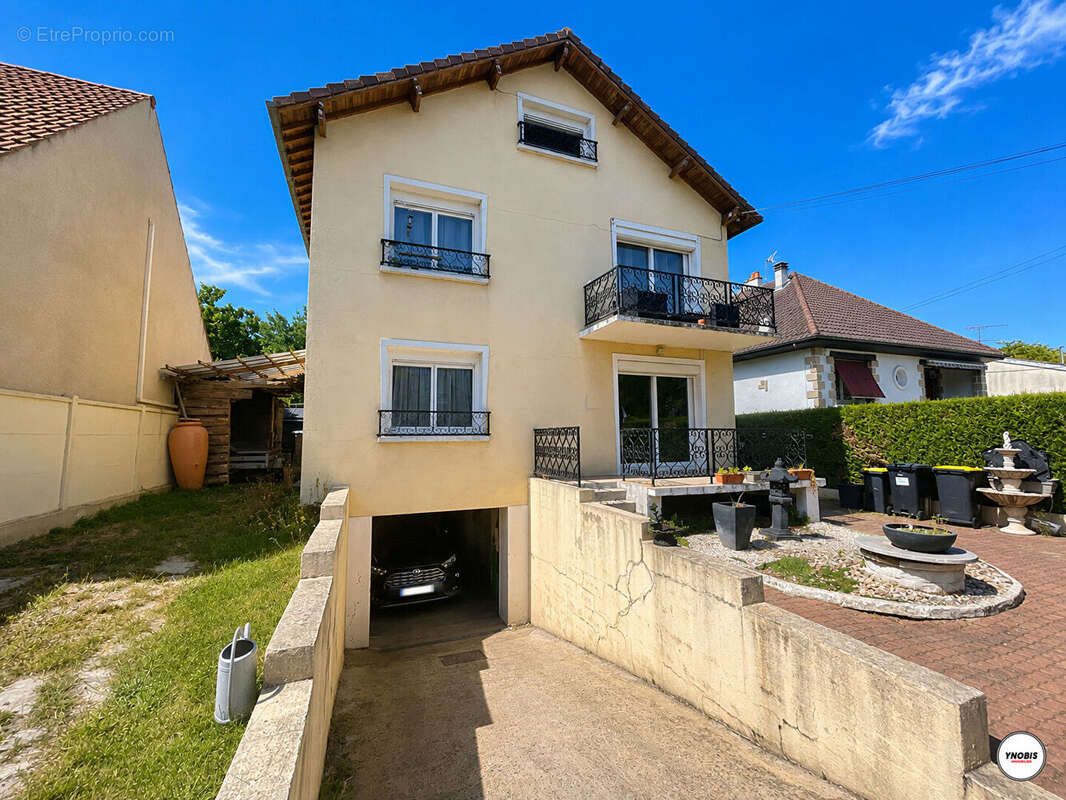 Maison Gargenville 8 pièce(s) 170 m2 - photo 6