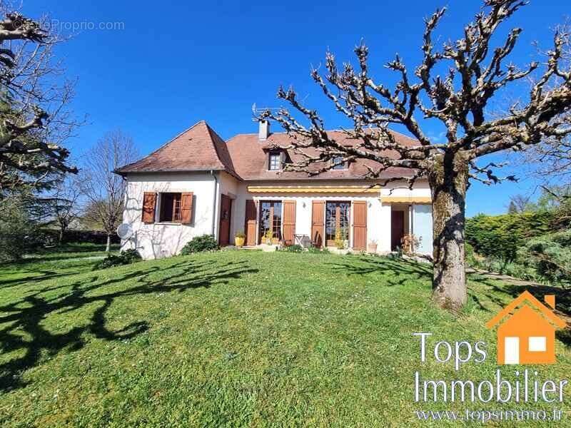 Maison à VILLEFRANCHE-DE-ROUERGUE