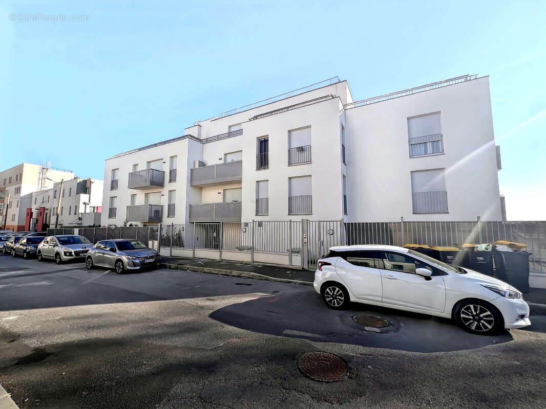 Appartement à ROSNY-SOUS-BOIS