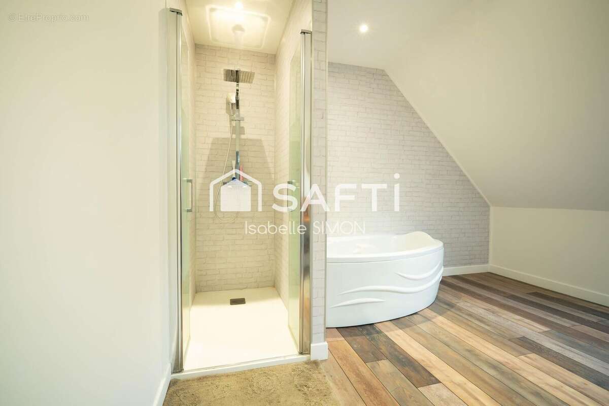 Photo 8 - Maison à ENQUIN-SUR-BAILLONS