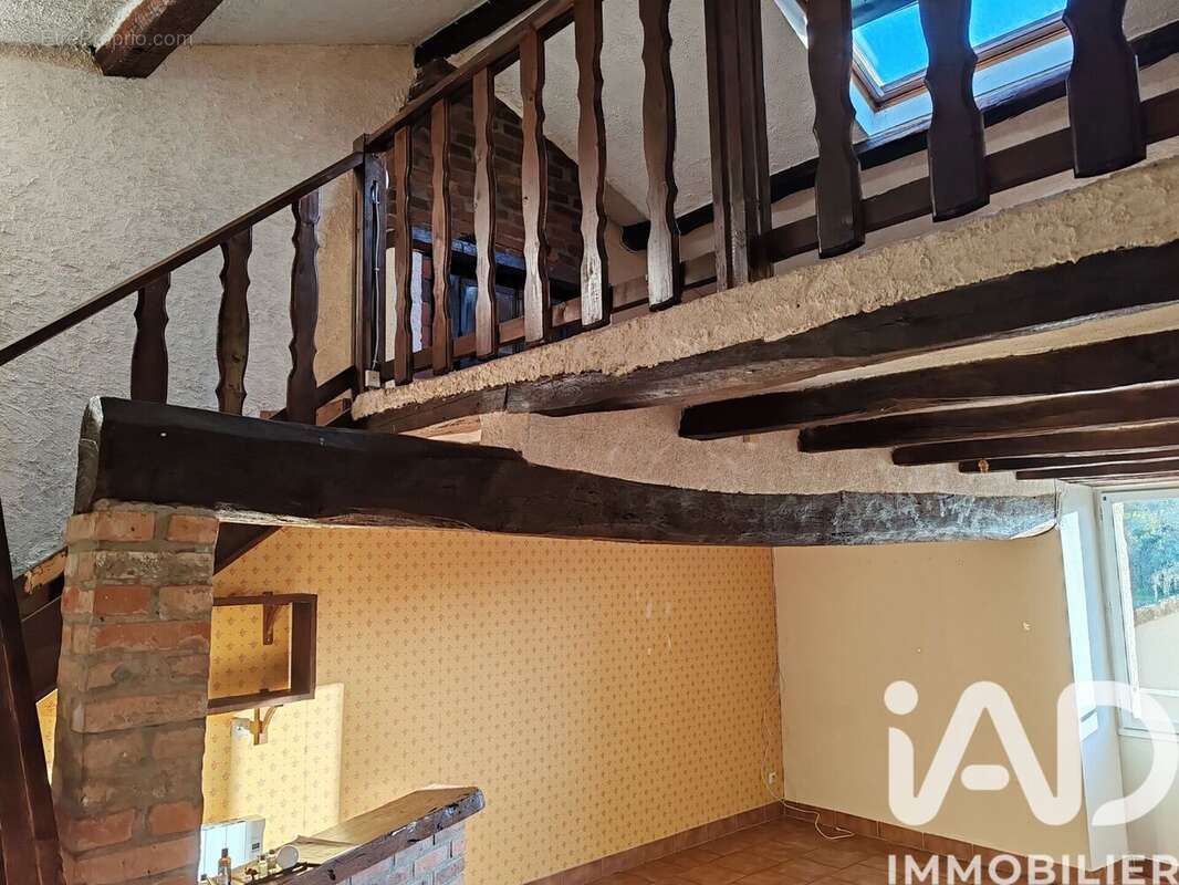 Appartement 180 m² à Cernusson  - photo 7