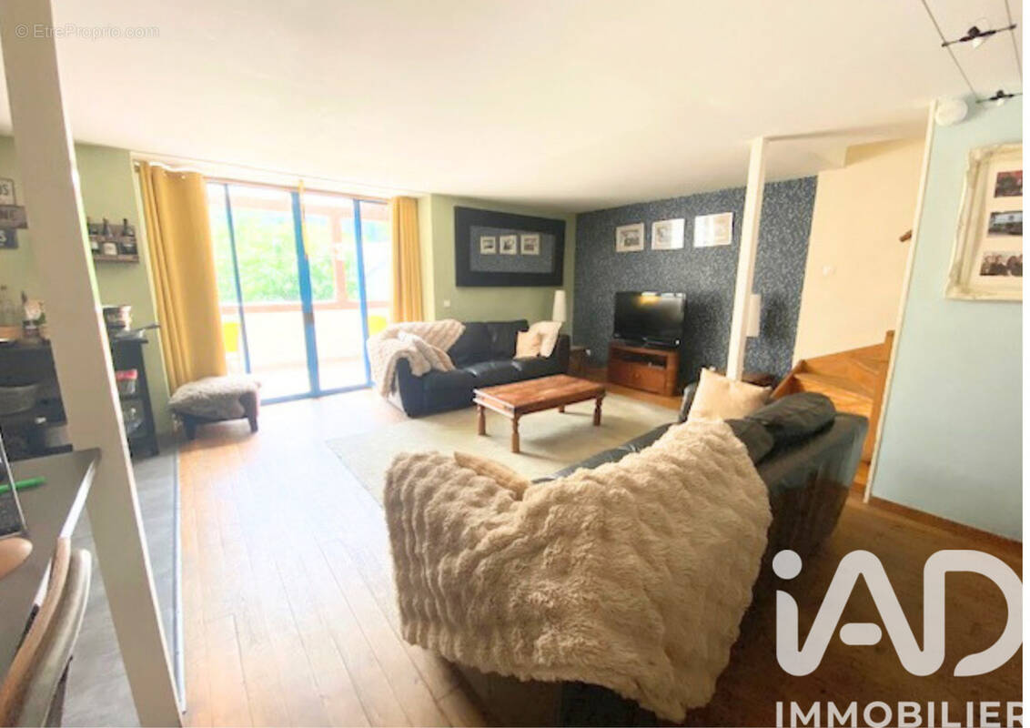 Photo 1 - Maison à LUZ-SAINT-SAUVEUR