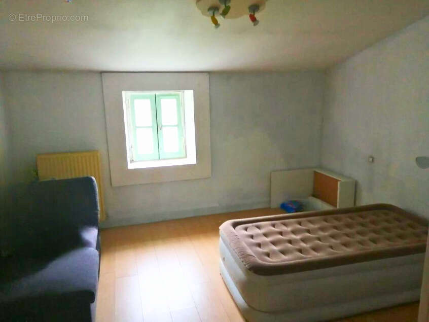 Maison à COGNAC