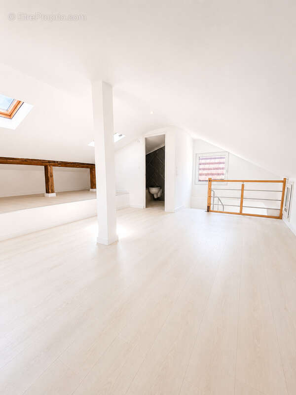 OSTWALD (67540) - Maison 3 pièces de 79m2 habitables et de 95m2 au sol sur un terrain de 1are57. - photo 7