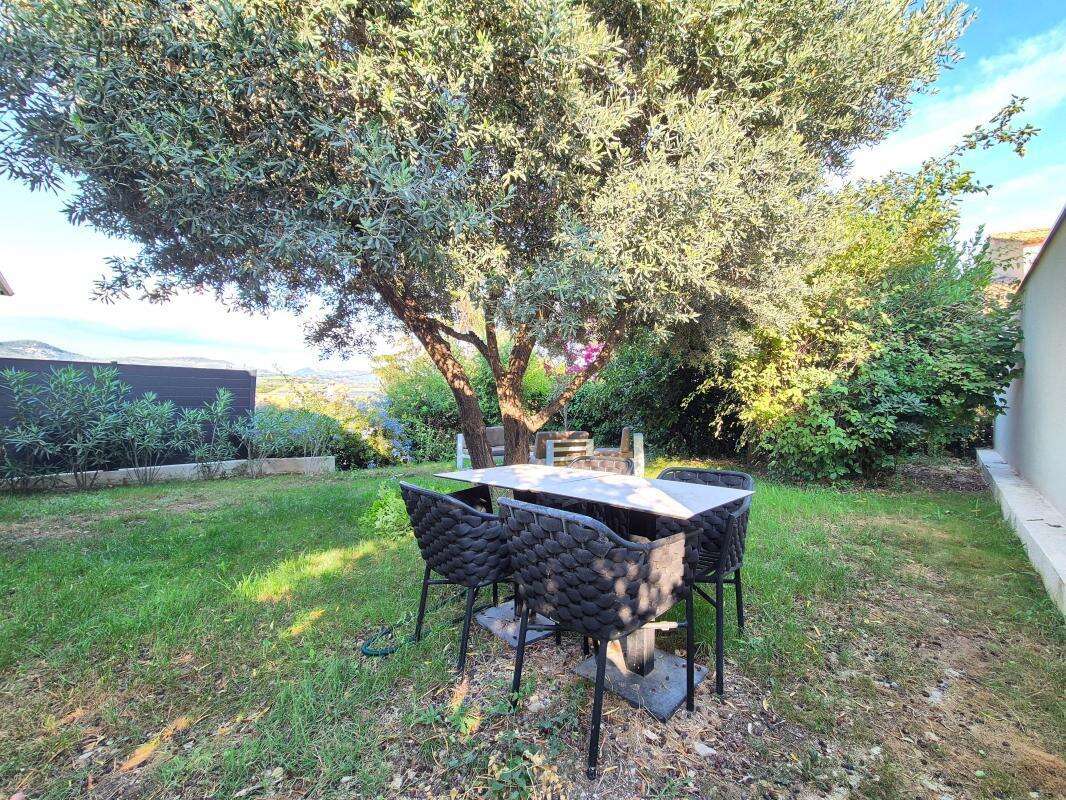 Appartement à SANARY-SUR-MER