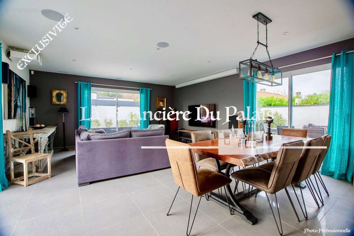 Maison à MESCHERS-SUR-GIRONDE