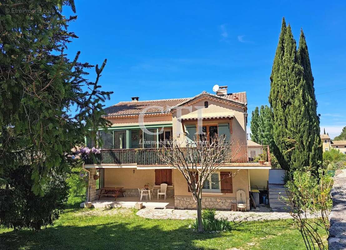Maison à VAISON-LA-ROMAINE
