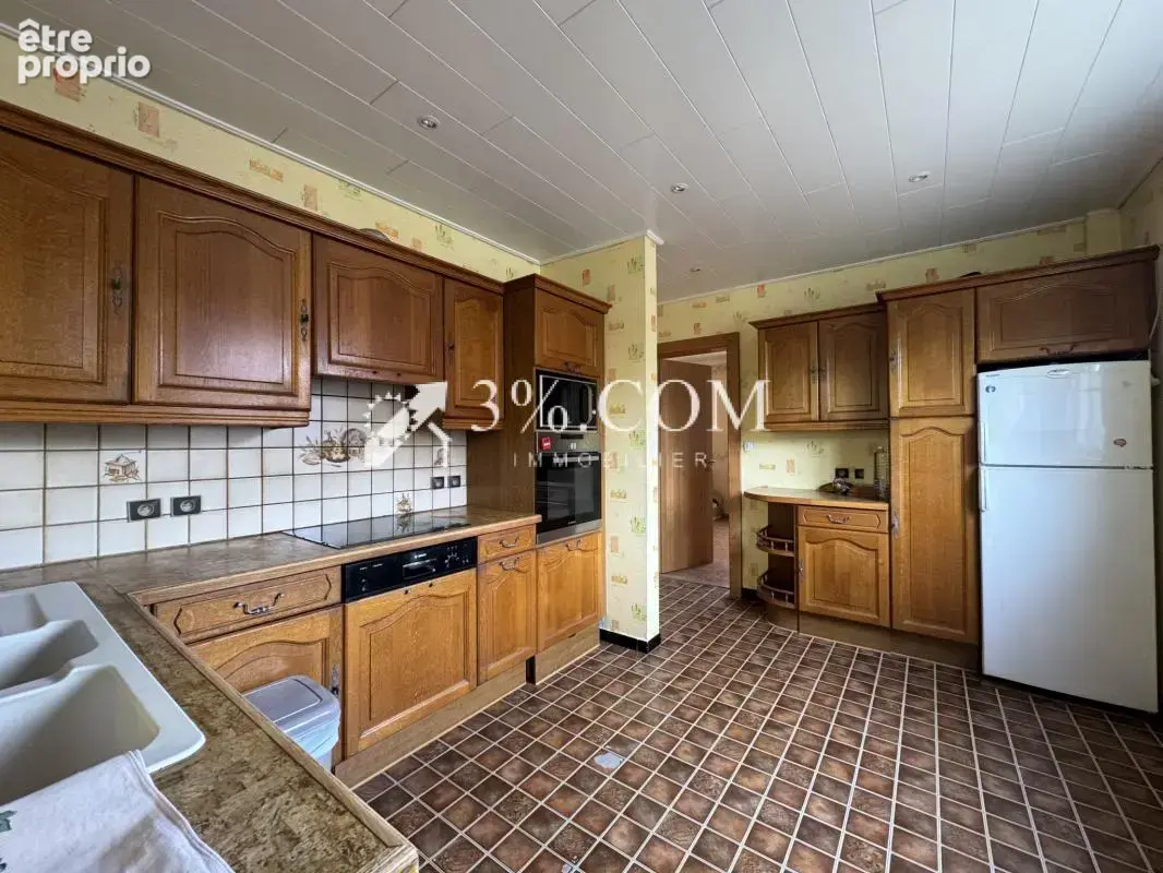 3%COM Jolie maison avec 4 chambres, véranda et jardin - photo 4