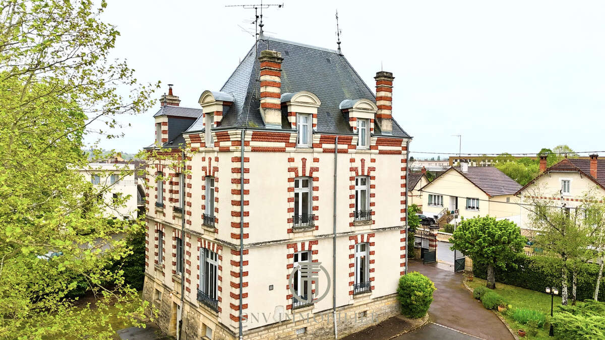 Maison à SAINT-AMAND-MONTROND