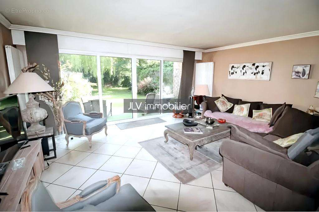 Maison à SAINT-POL-SUR-MER