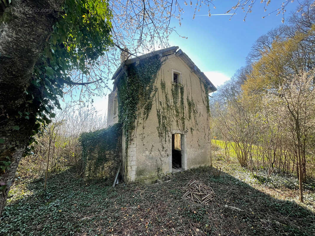 Maison à LA FERTE-GAUCHER