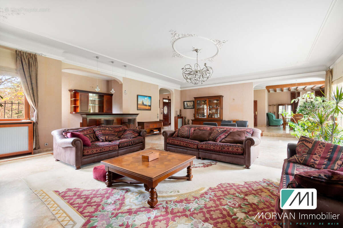 Maison à LOUVECIENNES