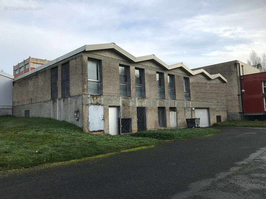 Commerce à POITIERS