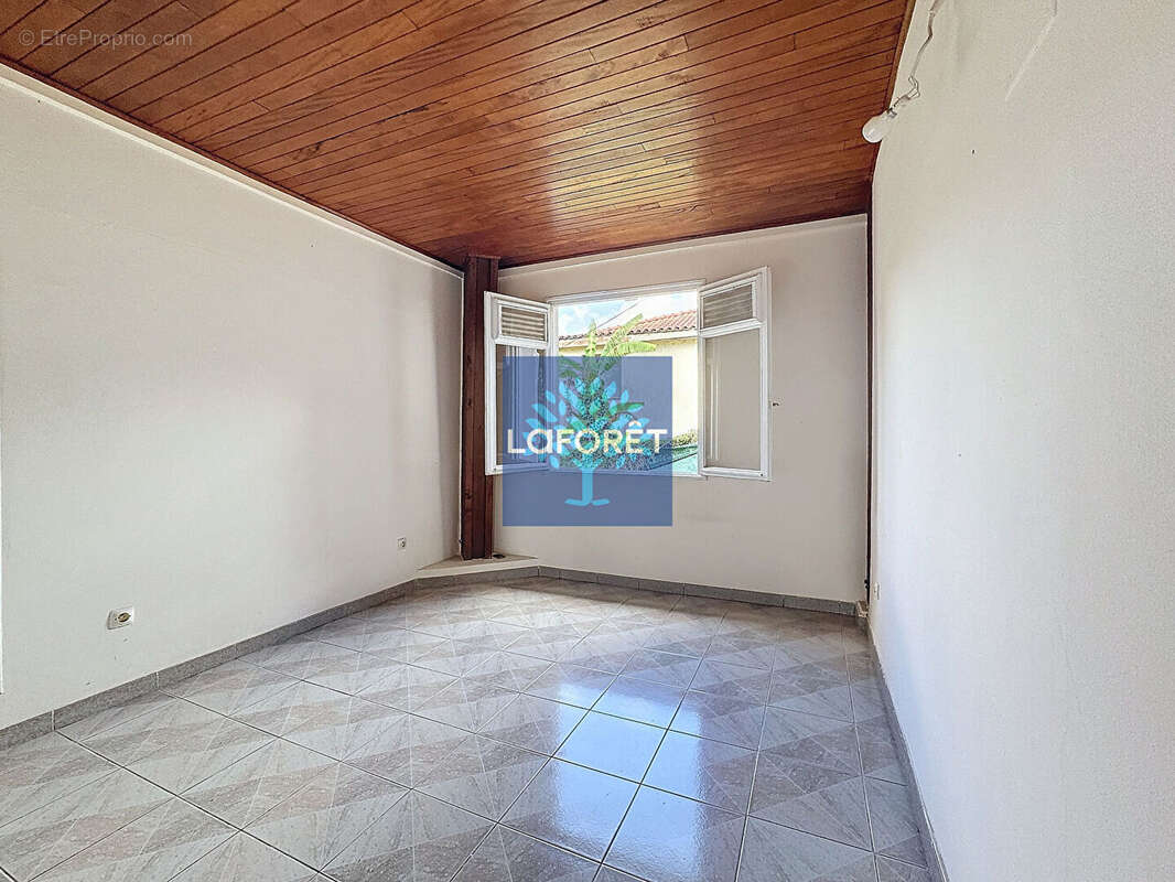 Maison à SCHOELCHER