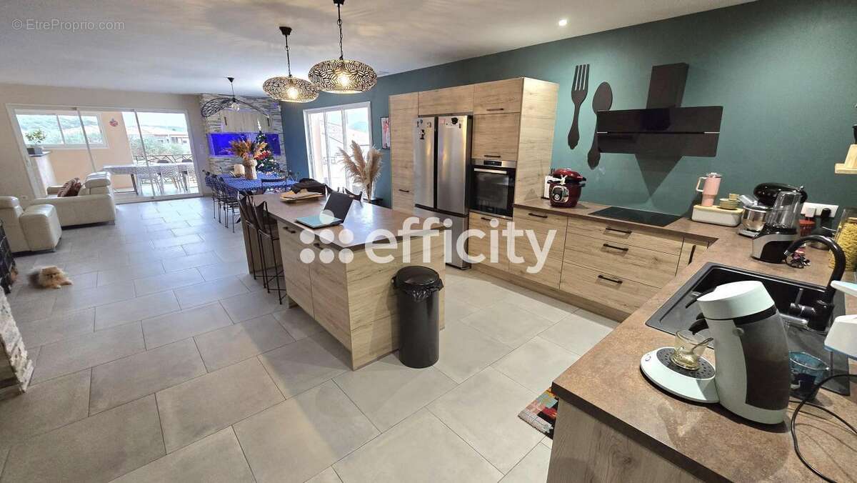 Maison à CESSENON-SUR-ORB