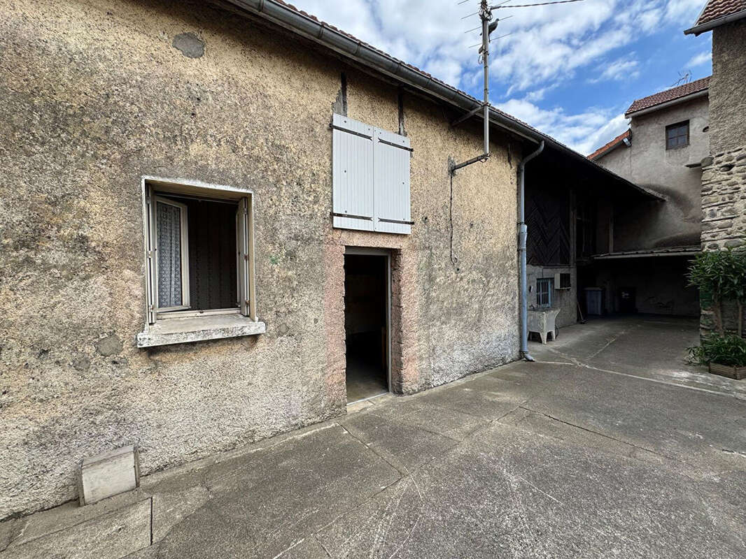 Maison à JUILLAN