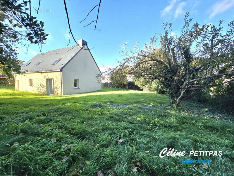 Maison à MONTAUBAN-DE-BRETAGNE