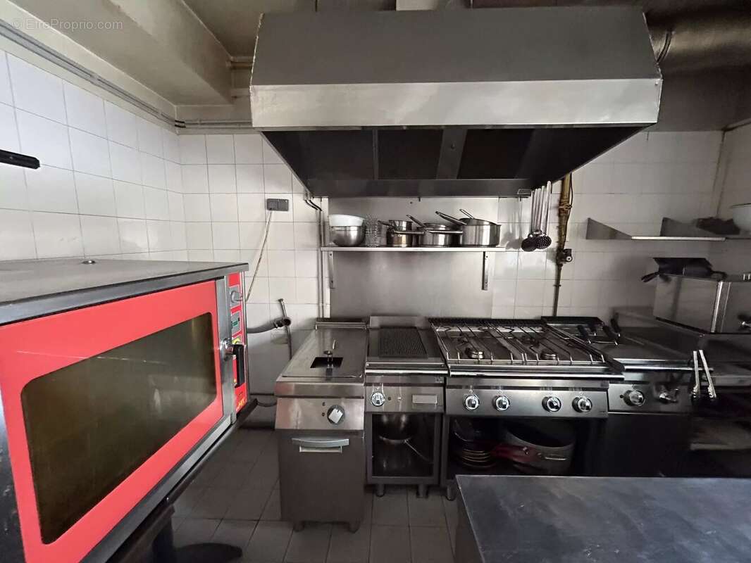 Commerce à SAINT-LAURENT-DU-VAR