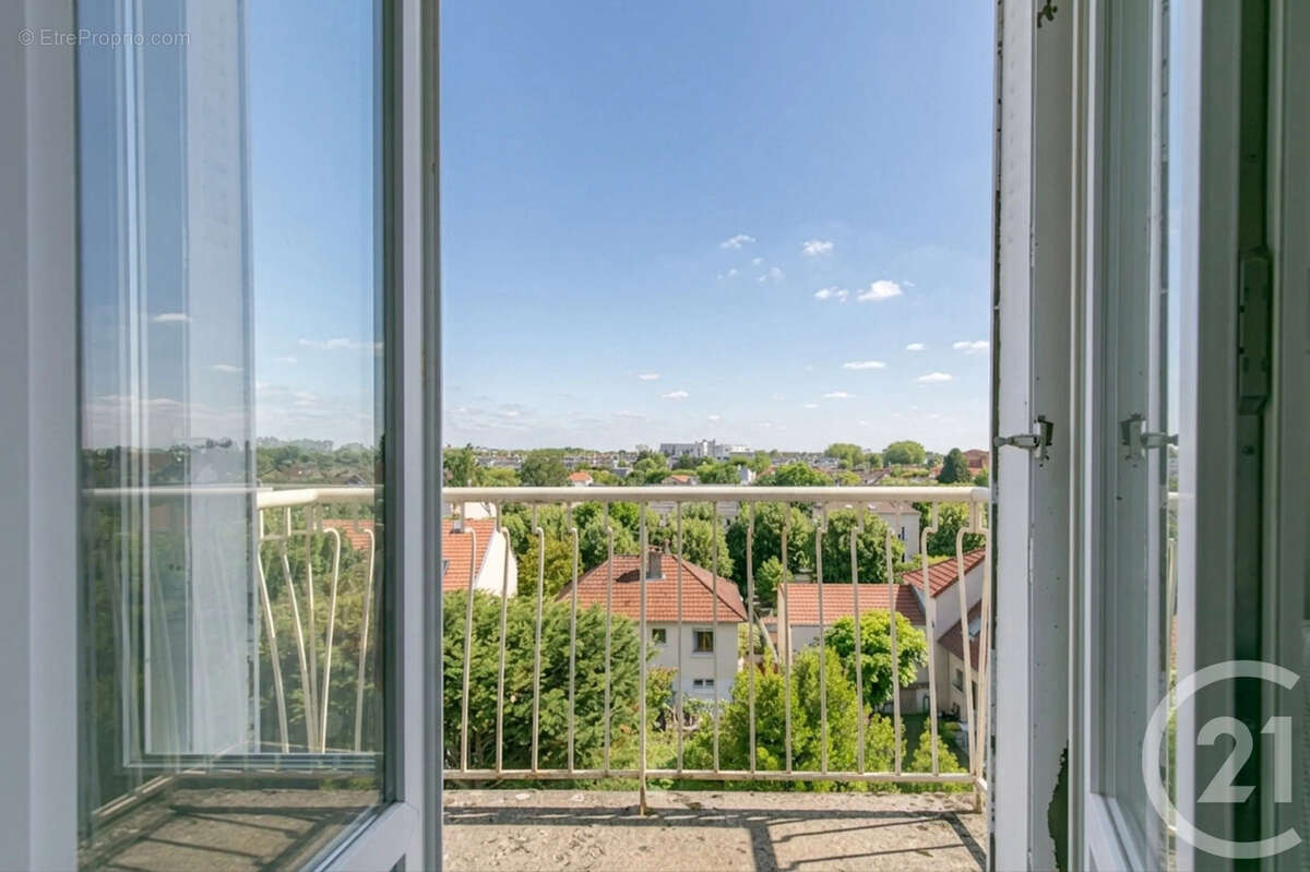 Appartement à SAINT-MAUR-DES-FOSSES
