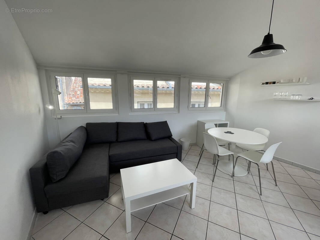 Appartement à NIMES