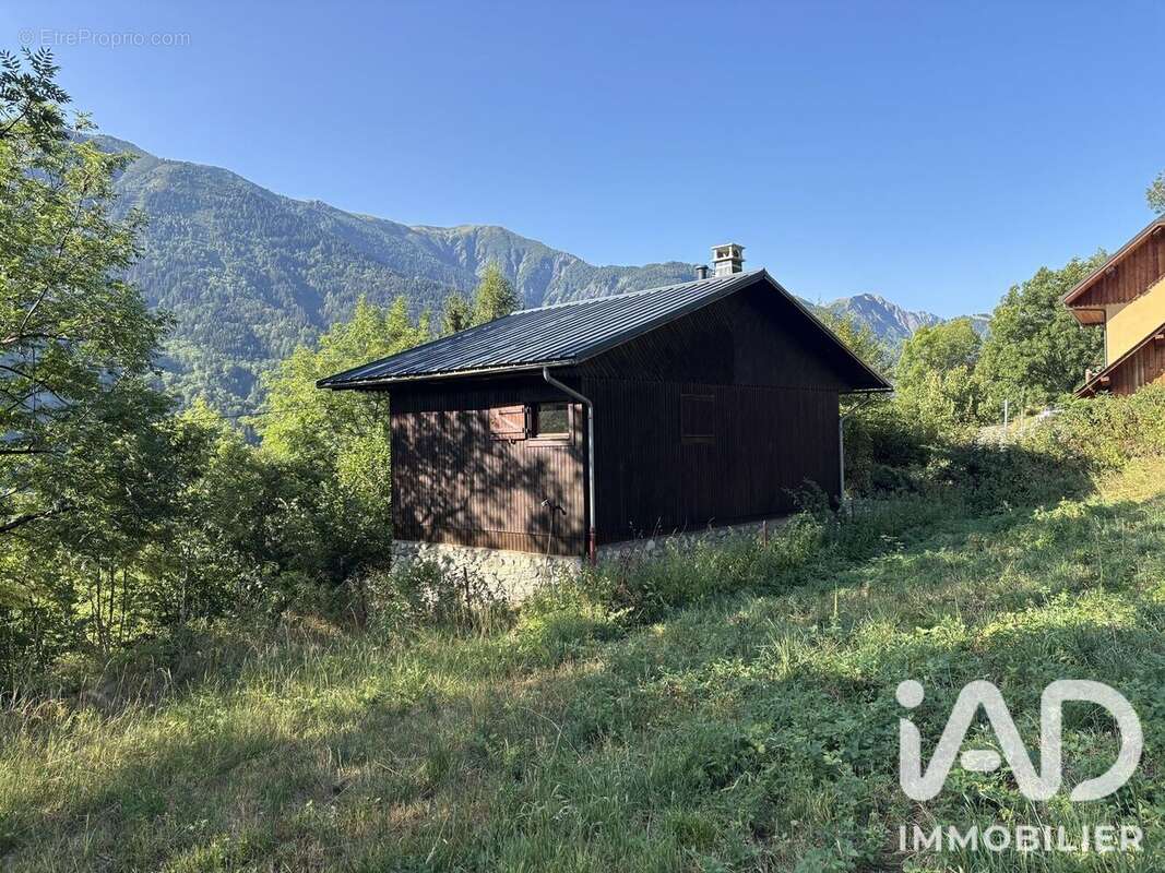 70 m² à Saint-Alban-Des-Villards  - photo 4
