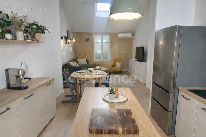 Appartement à PAULHAN