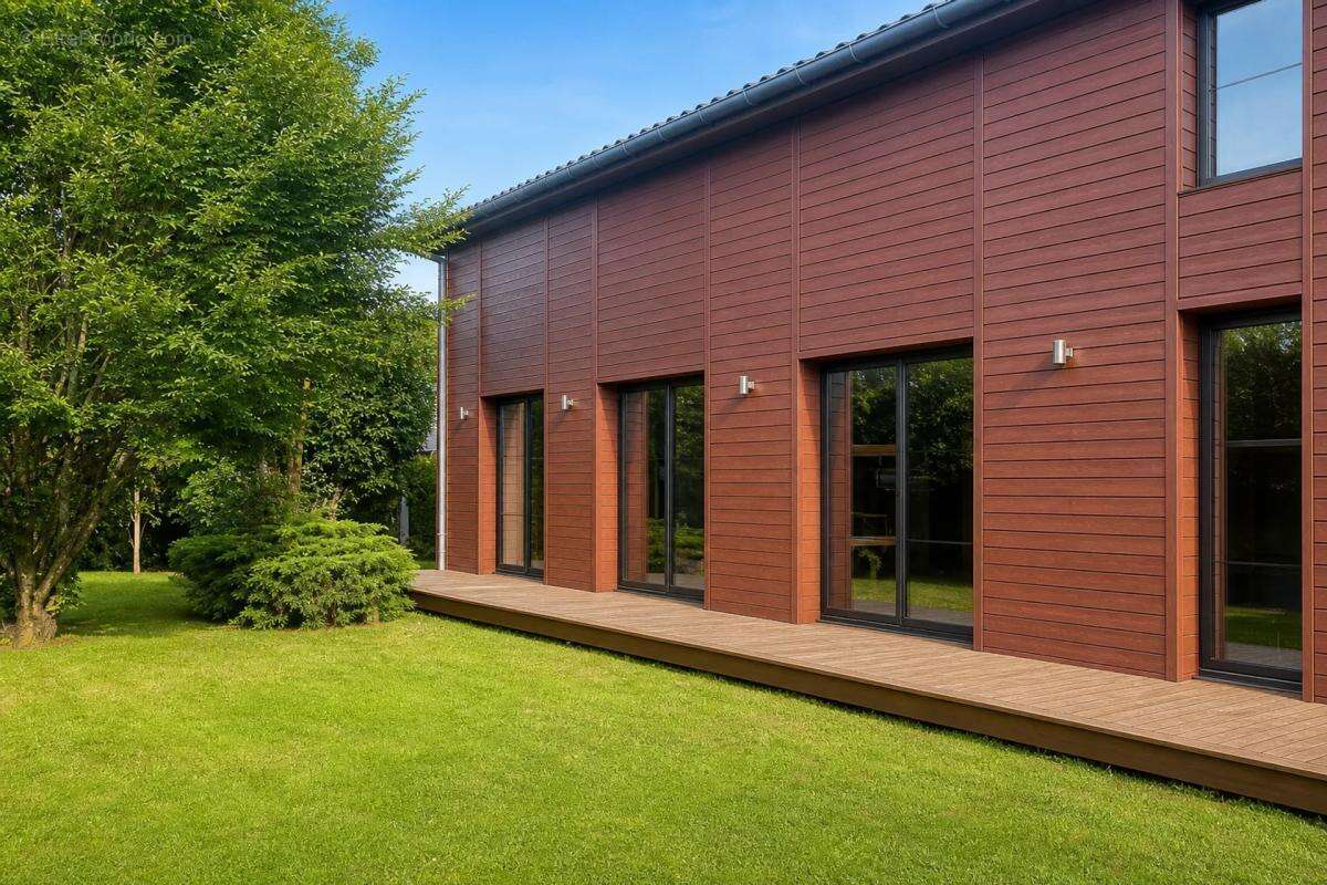Maison de 230 m² à Artigues-près-Bordeaux - photo 8