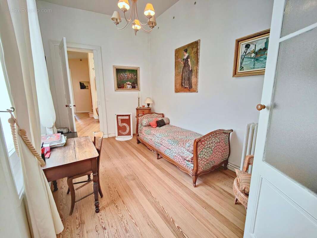 Photo 8 - Appartement à BORDEAUX
