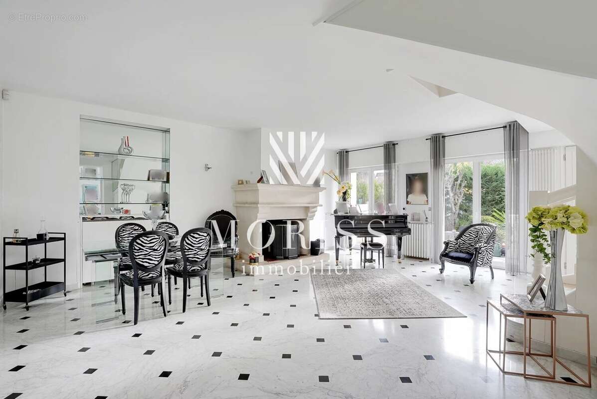 Maison à LE PERREUX-SUR-MARNE