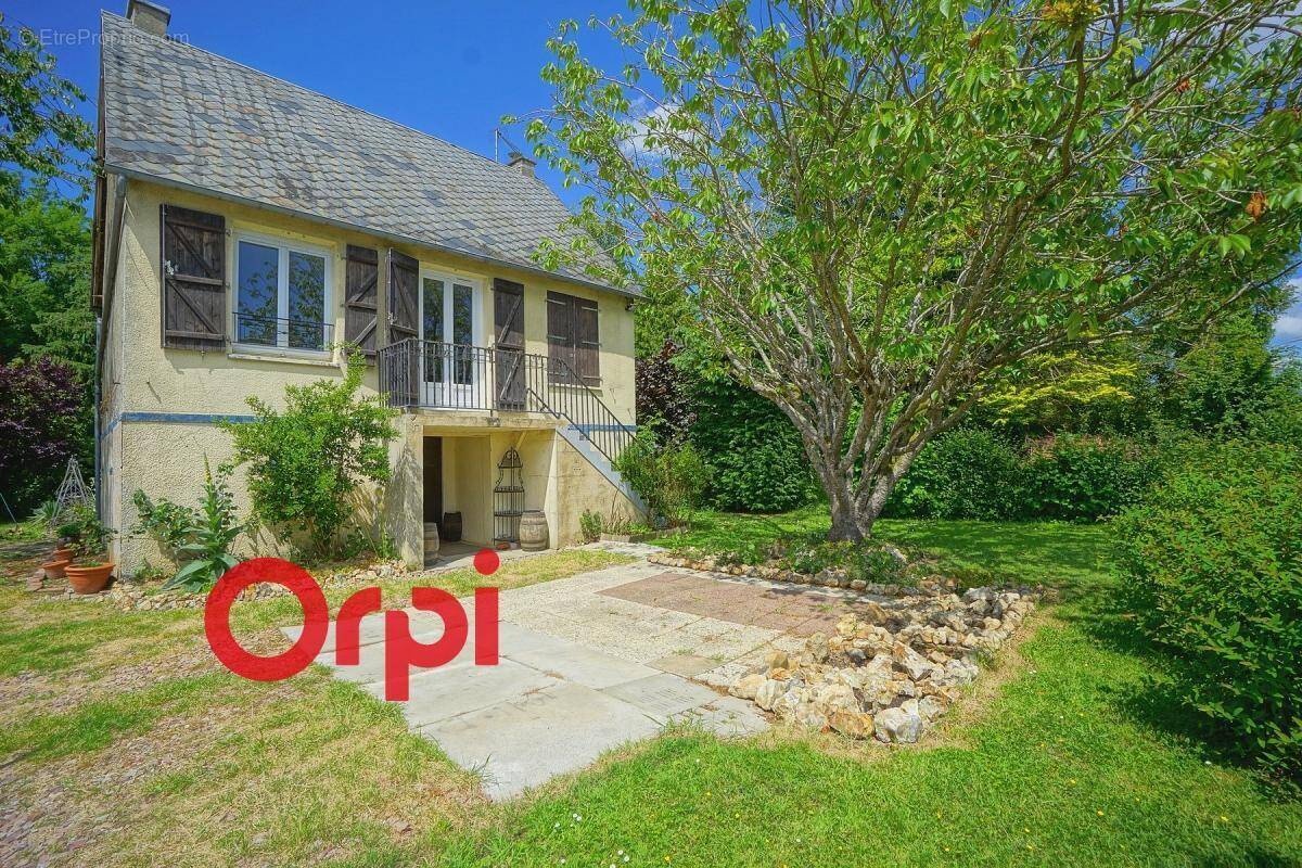 Maison à BERNAY