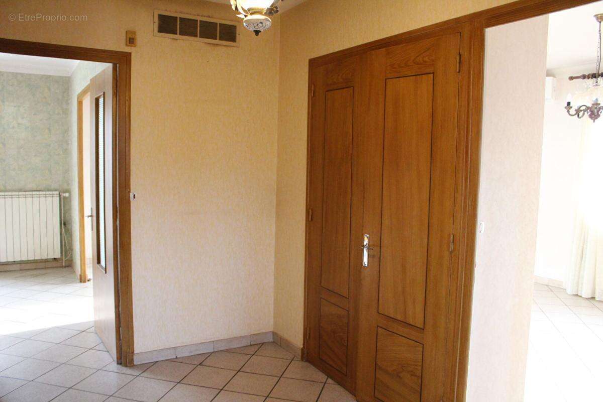 Maison à ROUSSILLON