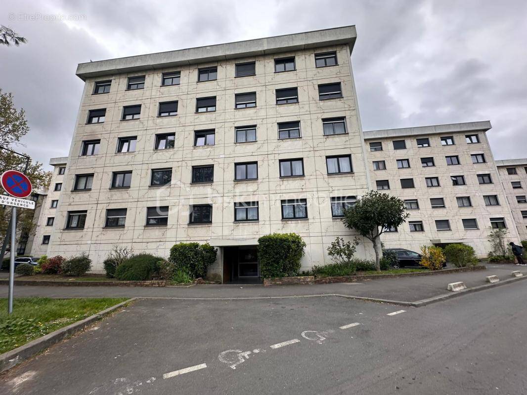 Appartement à GRIGNY