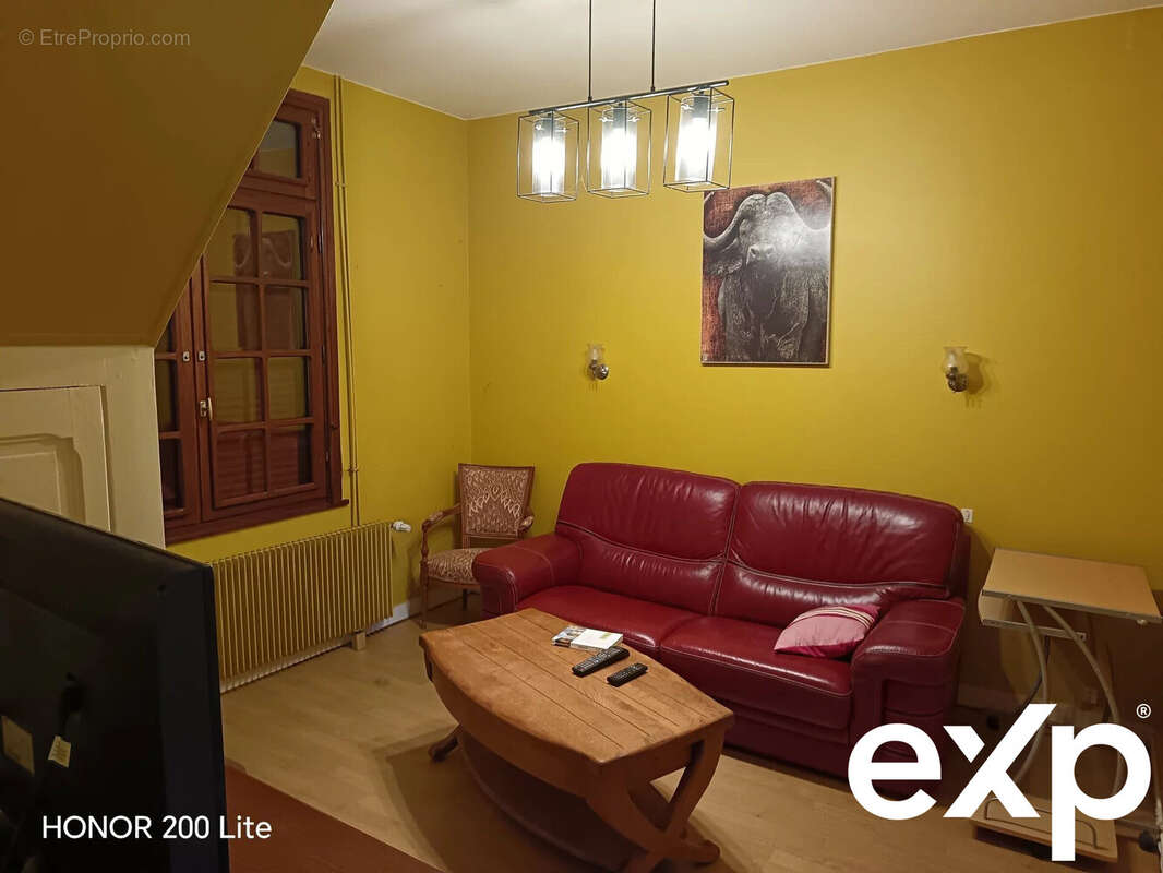 Maison à FEUQUIERES-EN-VIMEU