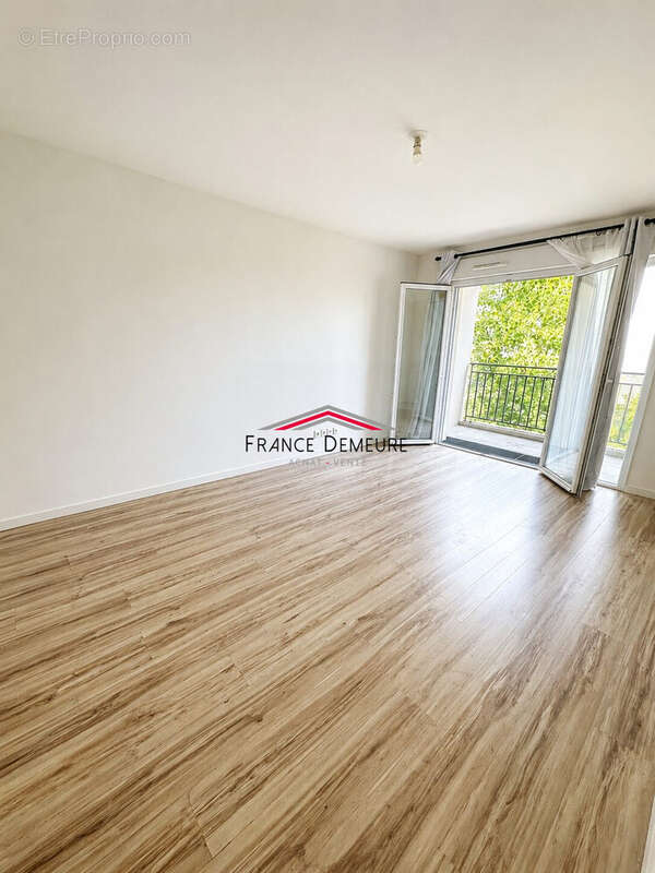 Appartement 56 m² à Franconville  - photo 3
