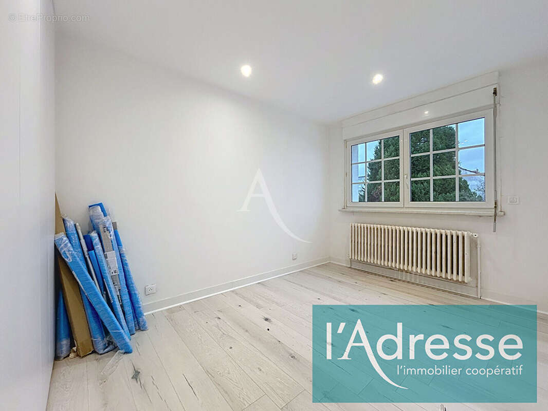 Maison Montigny Les Metz - 6 pièces 118 m² - 3 chambres - jardin - garage - photo 4