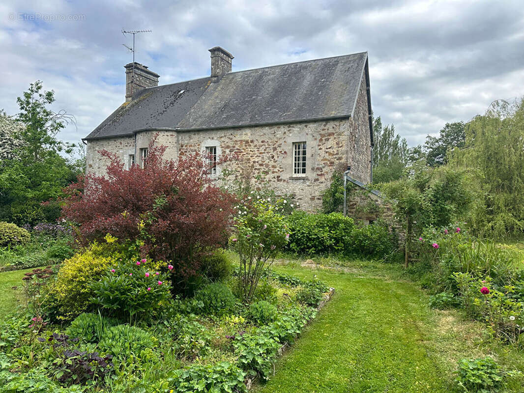 Charmante maison de pays avec dépendances. - photo 14