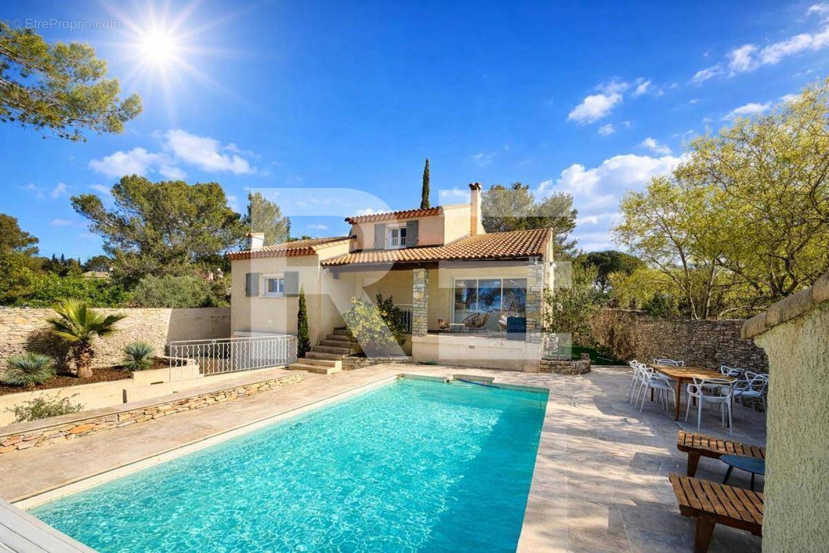 Maison à NIMES
