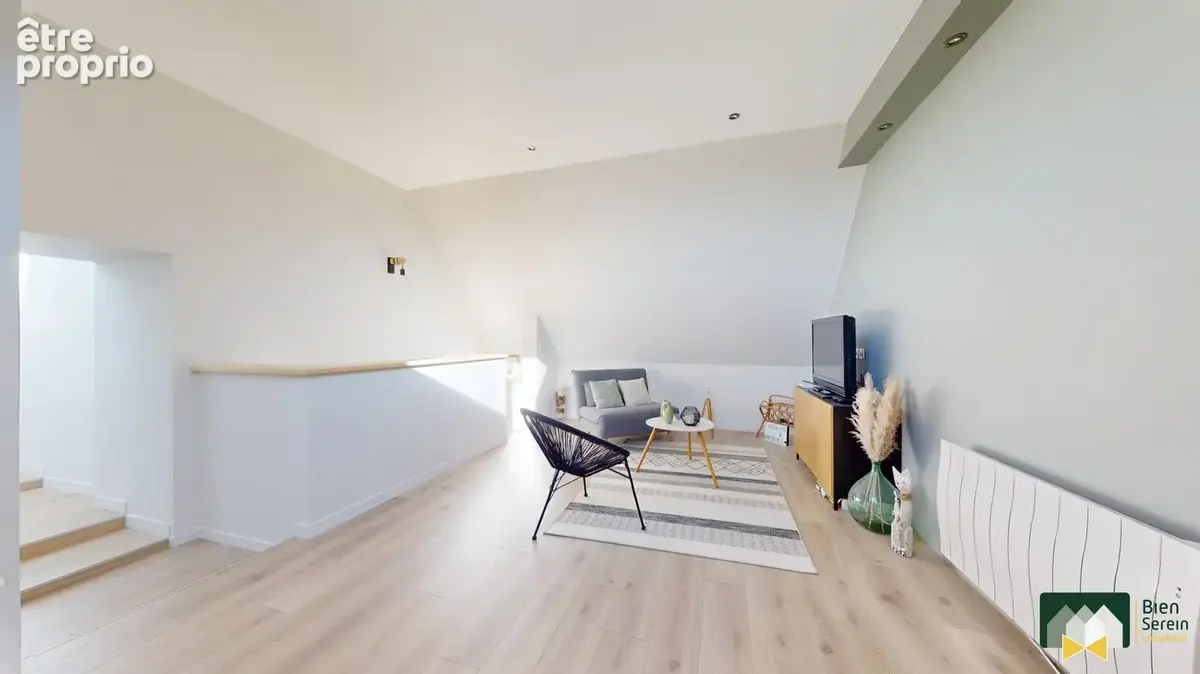 Maison 5 pièces 147 m² à vendre à Prunay-Le-Gillon (28360) - photo 5