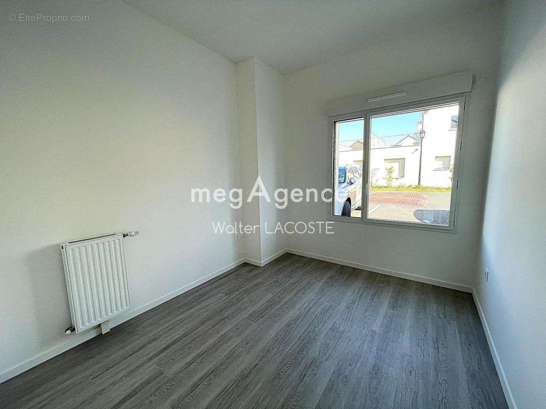 Appartement à CHAVENAY