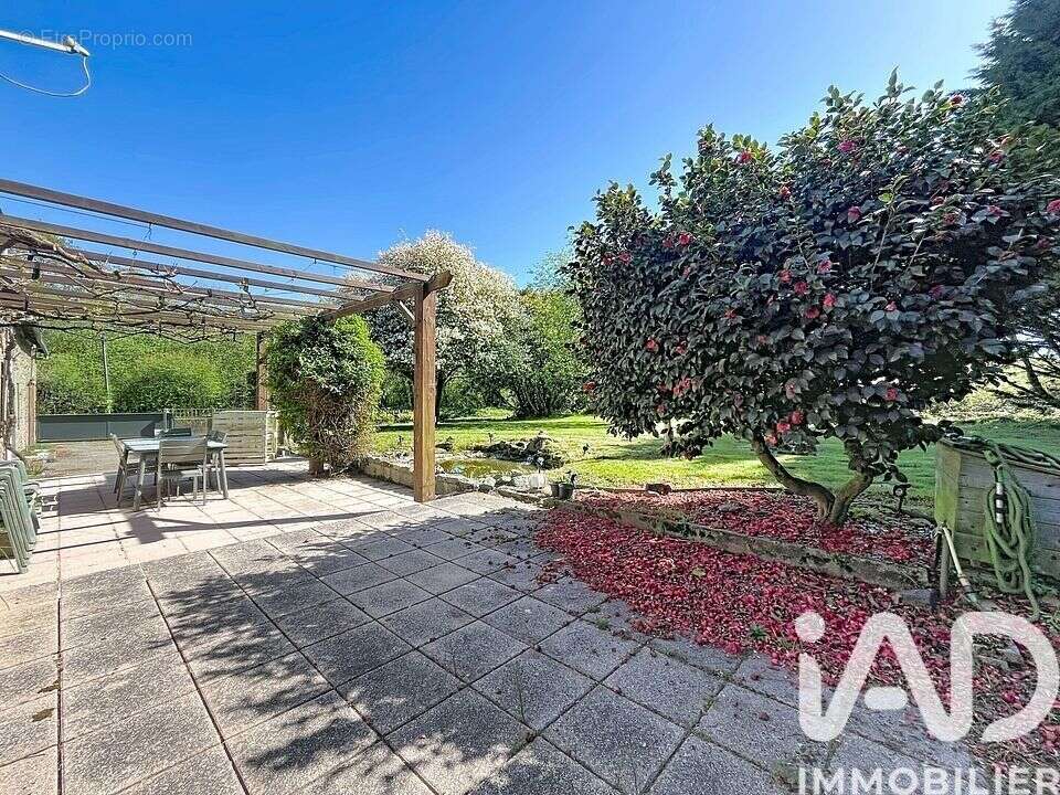 Photo 3 - Maison à BONNEMAIN