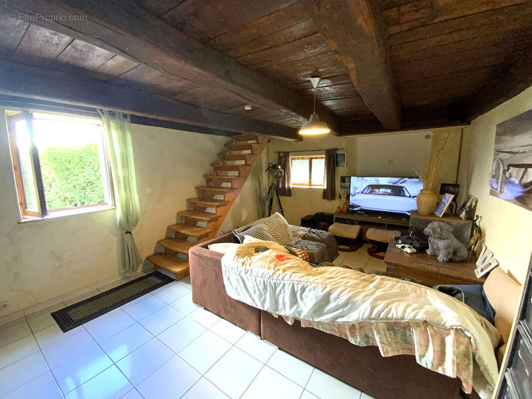 Maison à AUXY