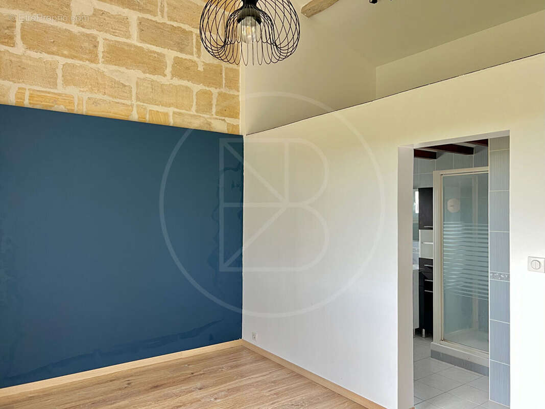 Maison à SAINT-EMILION