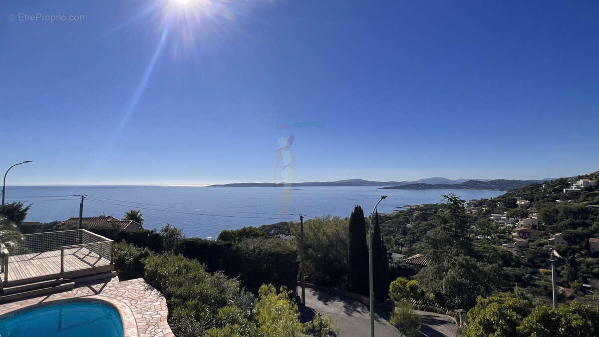 Maison à LES ISSAMBRES