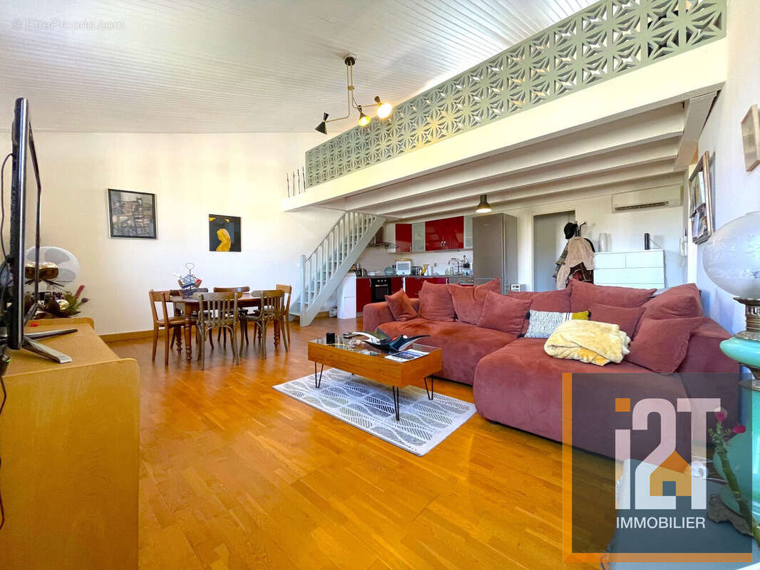 Appartement à NIMES